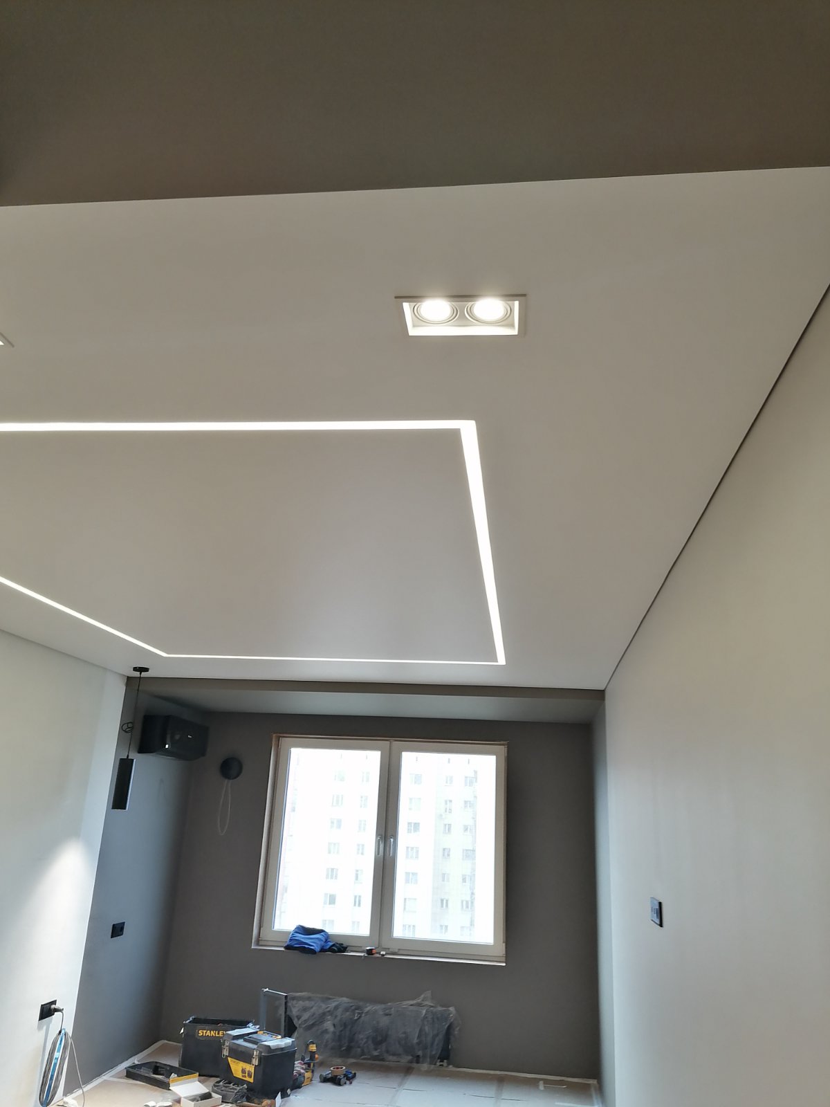 Колпино, проспект Испытателей, 27 лит А, фото 1